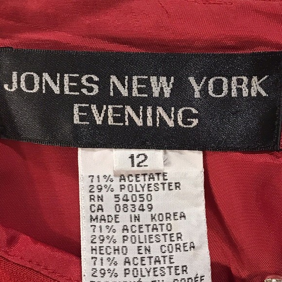 Jones New York Evening Red Mock Suit Dress Embellished V-Neck Size 12 SS… - Picture 9 of 12